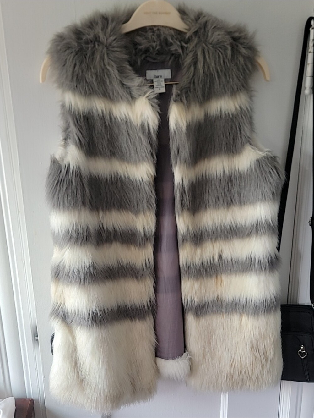 bar 111 vest